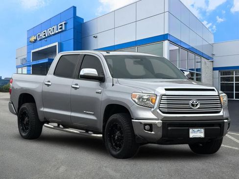 Used 2014 Toyota Tundra Limited w/ Limited Premium Package AWD/4WD image 9