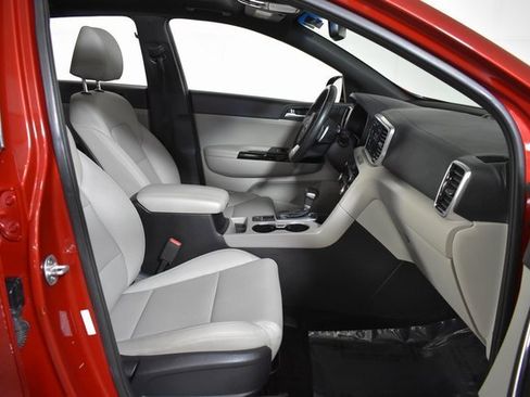 Used 2020 Kia Sportage S w/ S Premium Package image 33