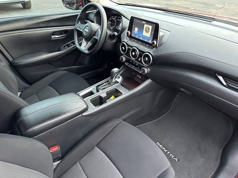 Used 2024 Nissan Sentra SV image 27