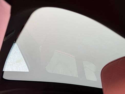 Used 2025 BMW iX M60 image 24