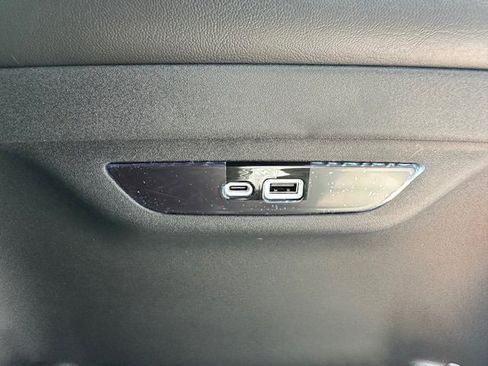 New 2023 Chrysler Pacifica Touring-L image 28