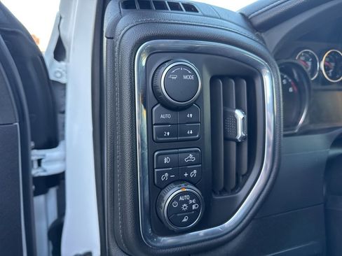 Used 2023 Chevrolet Silverado 3500 LTZ image 20