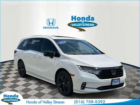 Certified 2024 Honda Odyssey Sport image 1