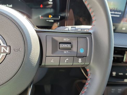 New 2026 Nissan Kicks SR w/ Illumination Package FWD image 7
