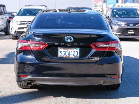 Used 2023 Toyota Camry XLE w/ Navigation Package FWD image 5
