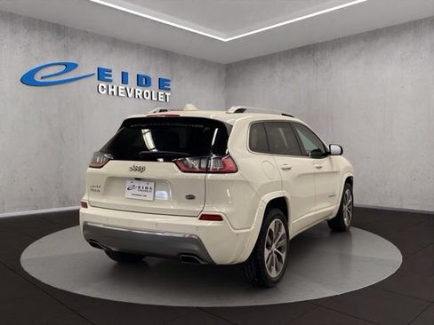 Used 2019 Jeep Cherokee Overland w/ Technology Group AWD/4WD image 15