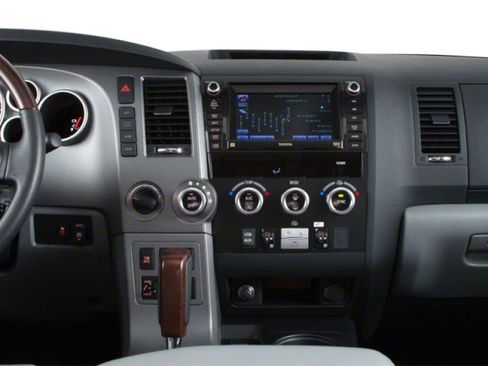 Used 2010 Toyota Sequoia Limited AWD/4WD image 19