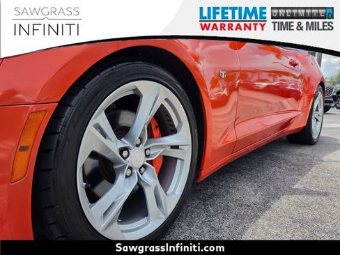 Used 2019 Chevrolet Camaro SS RWD image 6