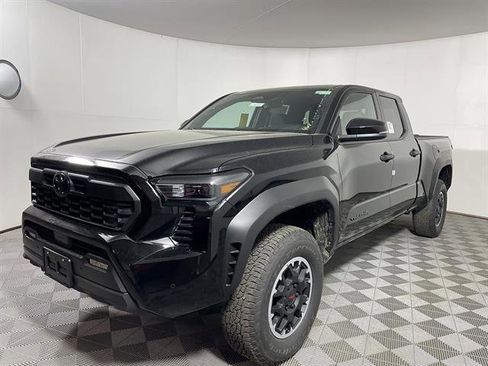New 2026 Toyota Tacoma TRD Off-Road AWD/4WD image 3