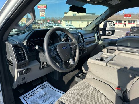 Used 2018 Ford F250 XLT w/ XLT Value Package image 27