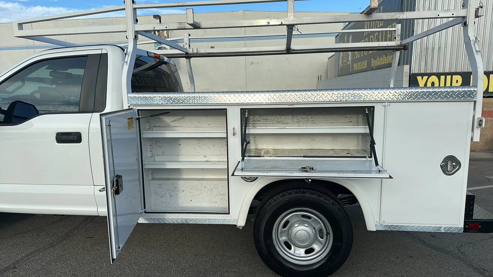 Used 2019 Ford F250 XL w/ Power Equipment Group RWD image 11