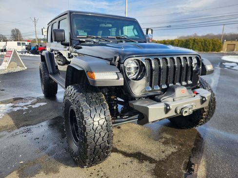 Used 2019 Jeep Wrangler Unlimited Sport S image 18