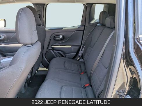 Used 2022 Jeep Renegade Latitude AWD/4WD image 16