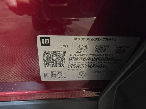 Used 2024 Chevrolet Trax LS w/ LS Convenience Package FWD image 25