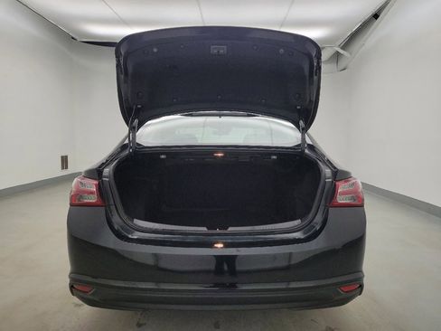 Used 2021 Chevrolet Malibu LT image 29