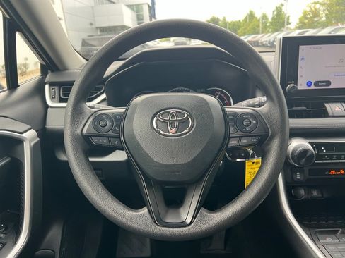 Used 2023 Toyota RAV4 LE AWD/4WD image 37