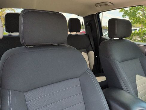 Used 2019 Ford Ranger XLT w/ Black Appearance Package RWD image 7
