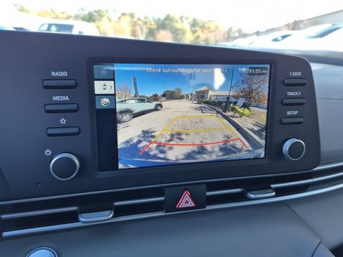 New 2026 Hyundai Elantra Sport FWD image 21