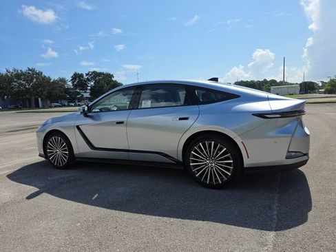 New 2026 Lexus ES 350e FWD image 5