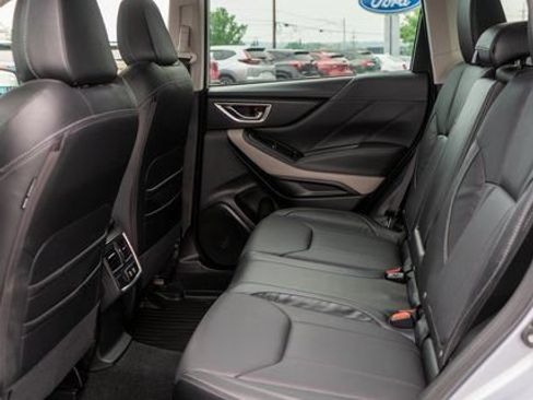 Used 2023 Subaru Forester Limited w/ Popular Package #2 AWD/4WD image 11