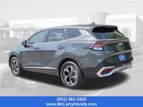 Used 2024 Kia Sportage LX FWD image 3