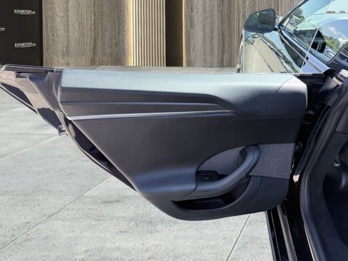 Used 2023 Tesla Model S Plaid image 35