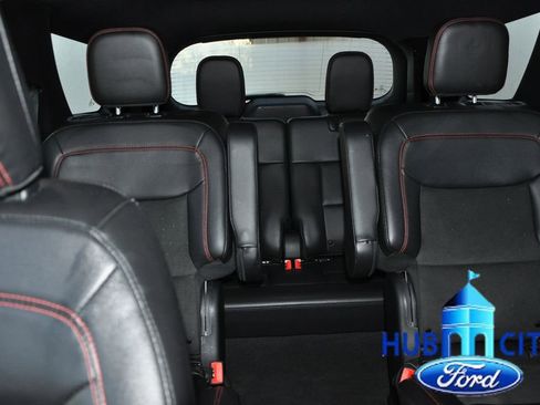 Used 2023 Ford Explorer ST-Line image 22