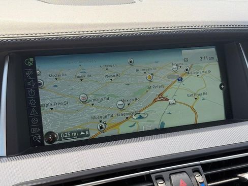 Used 2014 BMW M5 RWD image 28