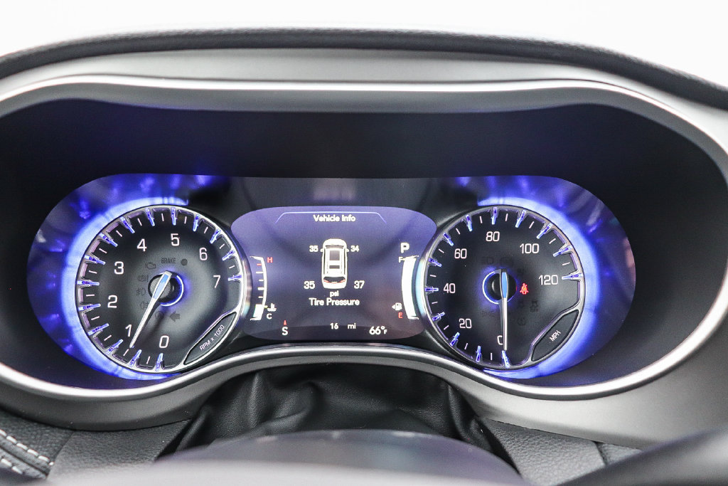 New 2027 Chrysler Pacifica Select FWD image 25