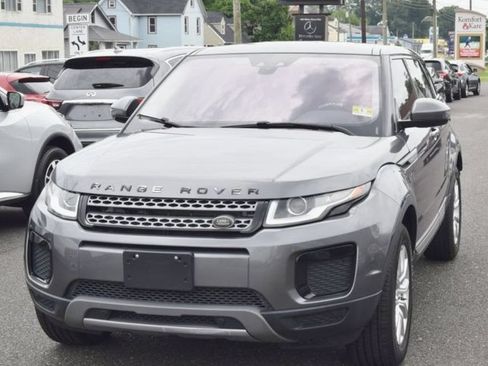 Used 2019 Land Rover Range Rover Evoque SE AWD/4WD image 1
