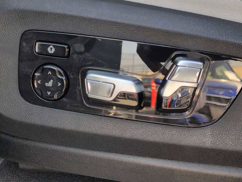 Used 2026 BMW X5 xDrive40i w/ M Sport Package image 18