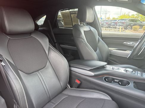 Used 2023 Genesis GV70 2.5T w/ Sport Prestige Package AWD/4WD image 34