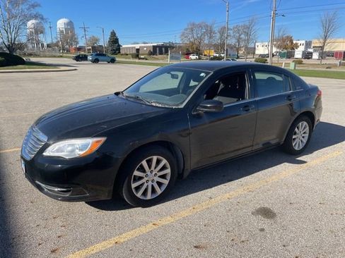 Used 2013 Chrysler 200 Touring image 1