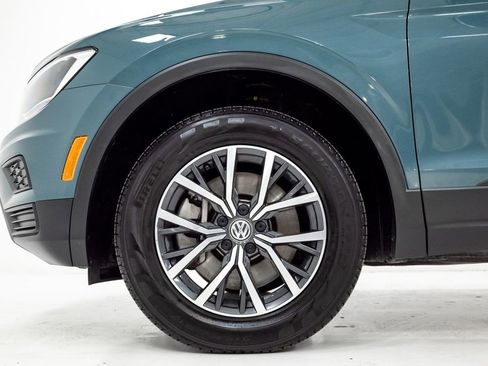 Used 2019 Volkswagen Tiguan SE image 27