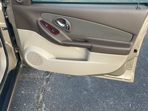 Used 2006 Chevrolet Malibu LT FWD image 21