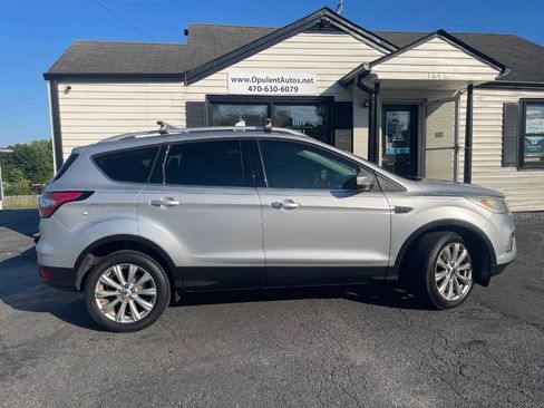 Used 2017 Ford Escape Titanium FWD image 11