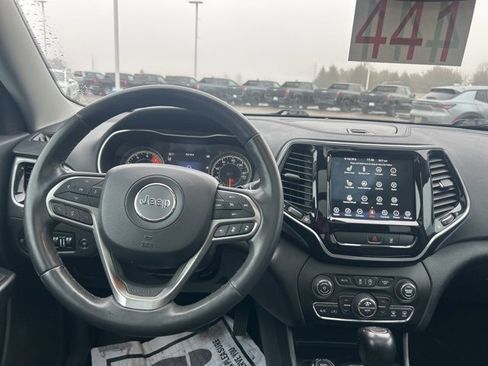 Used 2022 Jeep Cherokee Limited image 10