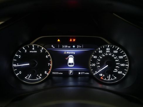 Used 2019 Nissan Murano SV w/ Premium Package image 2