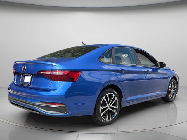 Used 2022 Volkswagen Jetta Sport FWD image 7