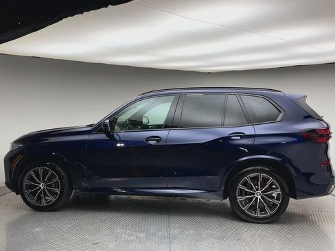 Used 2025 BMW X5 xDrive40i w/ M Sport Package AWD/4WD image 5