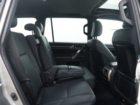 Used 2021 Lexus GX 460 Luxury w/ Accessory Package image 12