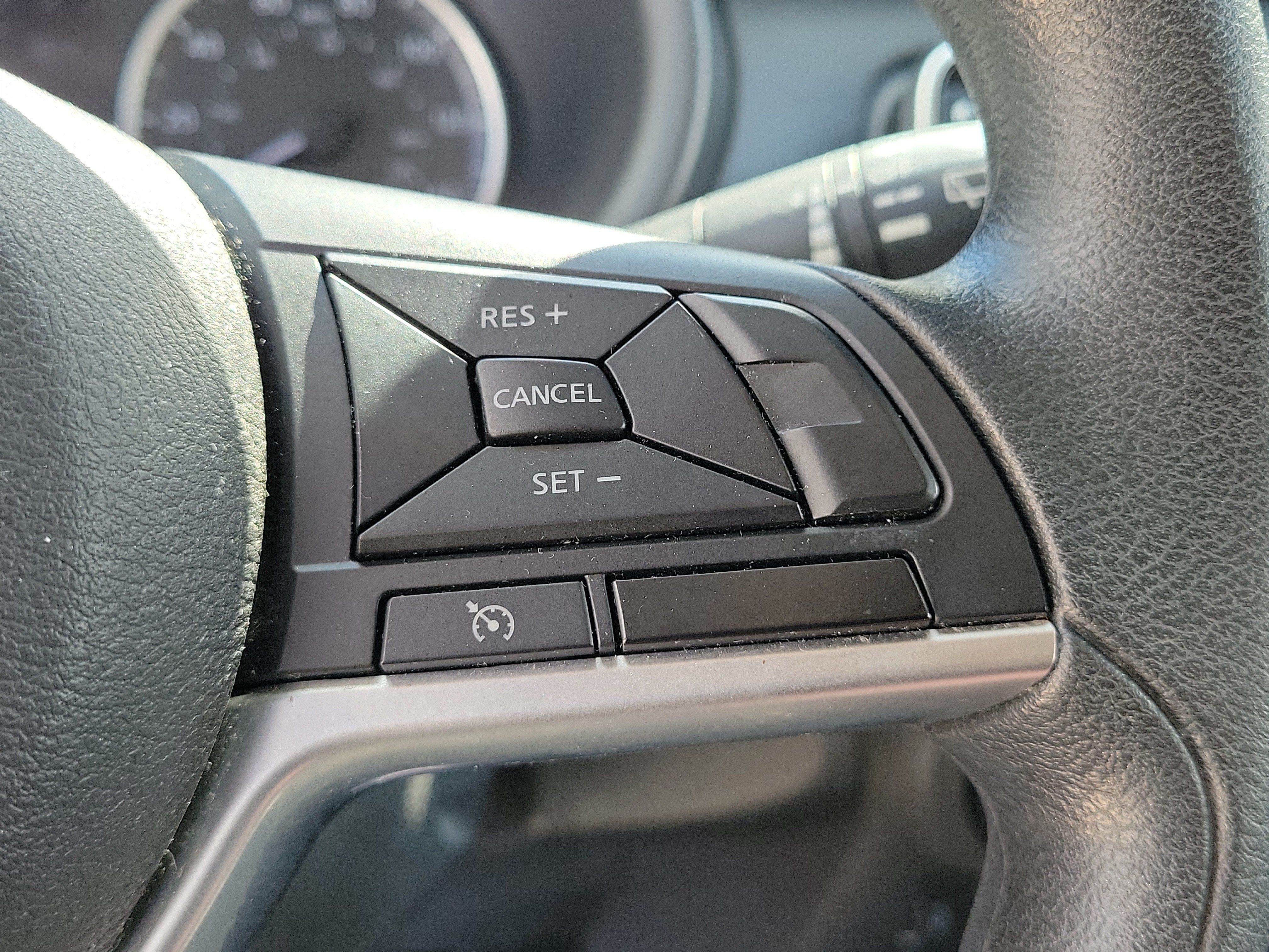 Certified 2021 Nissan Kicks S FWD image 23