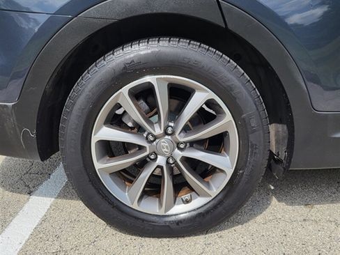 Used 2017 Hyundai Santa Fe SE FWD image 29