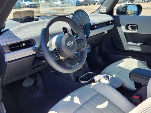 Used 2025 MINI Cooper S FWD image 9