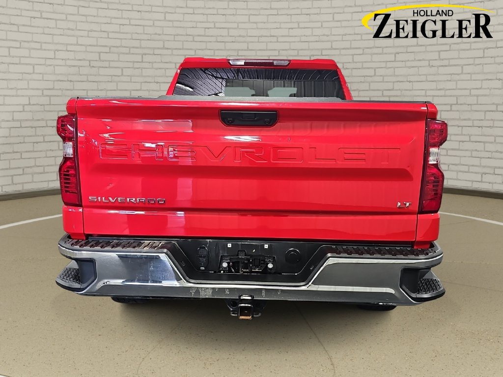 Used 2024 Chevrolet Silverado 1500 LT AWD/4WD image 6