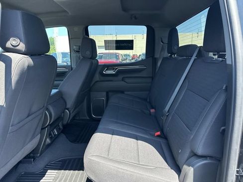 Used 2024 Chevrolet Silverado 1500 LT AWD/4WD image 20