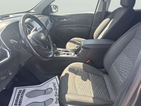 Used 2018 Chevrolet Equinox LT AWD/4WD image 12