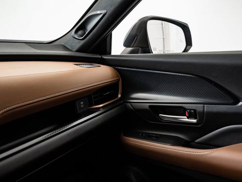 Used 2024 Toyota Grand Highlander AWD Hybrid image 40