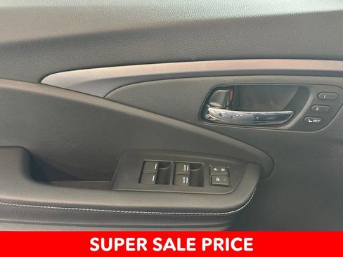 Used 2025 Honda Ridgeline RTL image 10