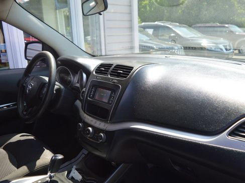 Used 2016 Dodge Journey SXT FWD image 33